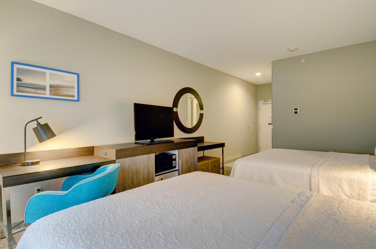 Hampton Inn & Suites Boston/Stoughton, Ma Exterior photo